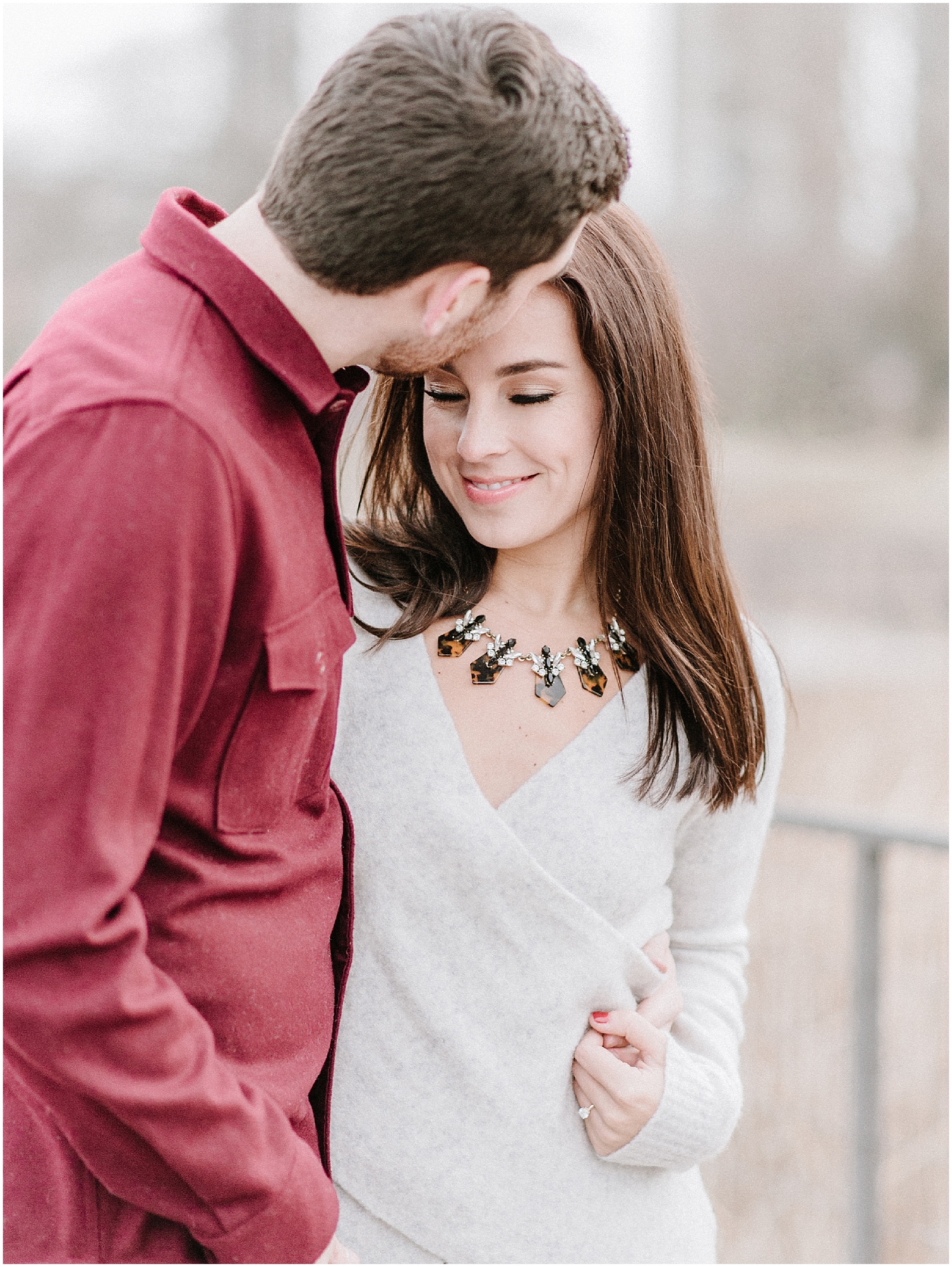 Winter engagement photos in a park