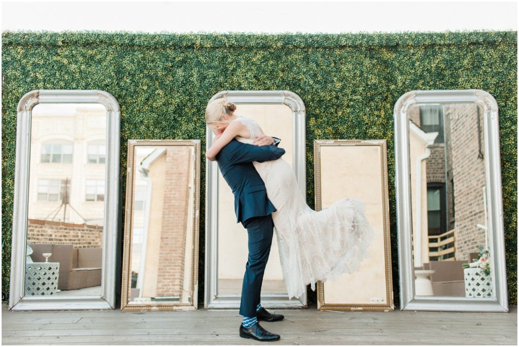 blush and navy small wedding at dl loft chicago