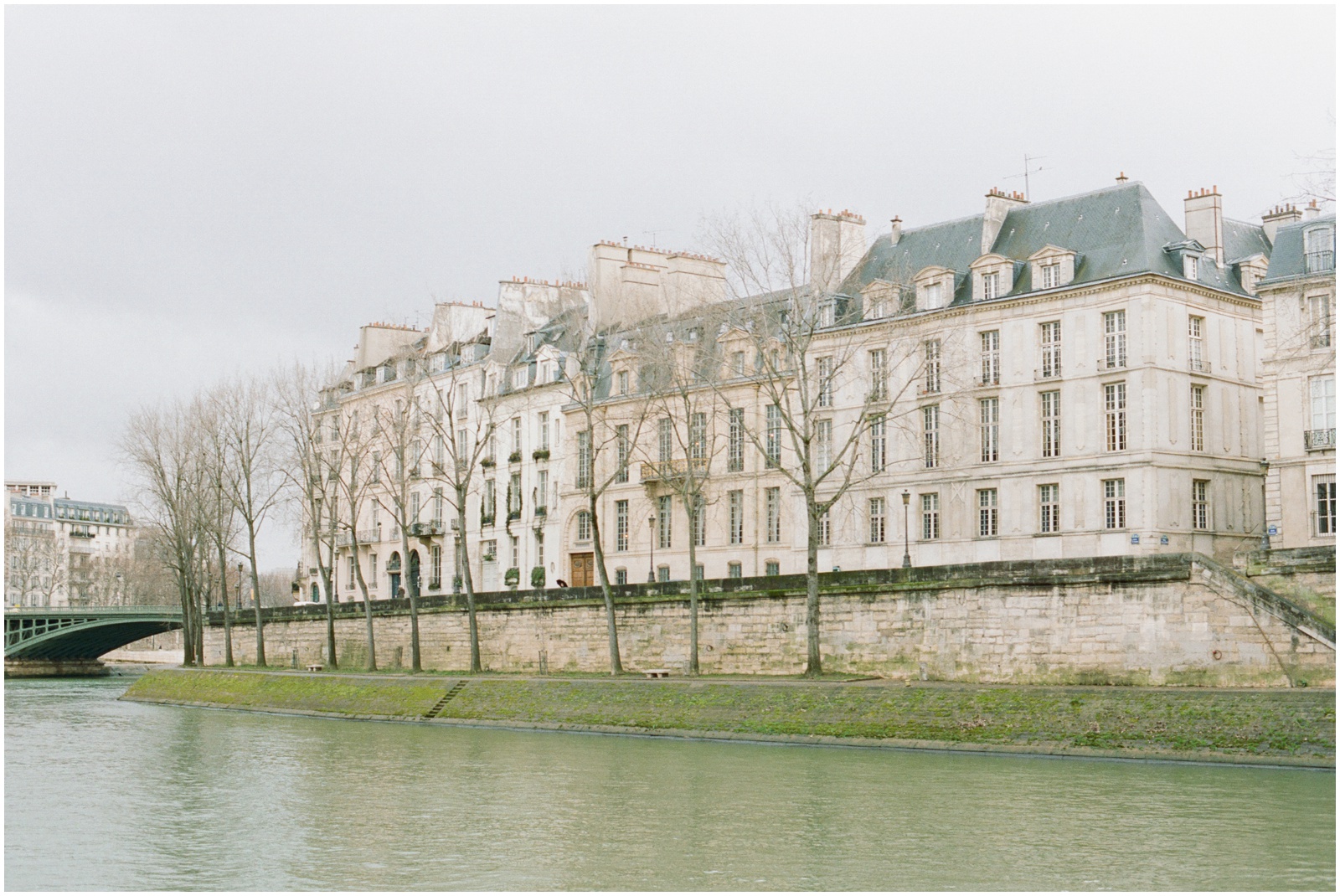 paris by photo ile saint louis